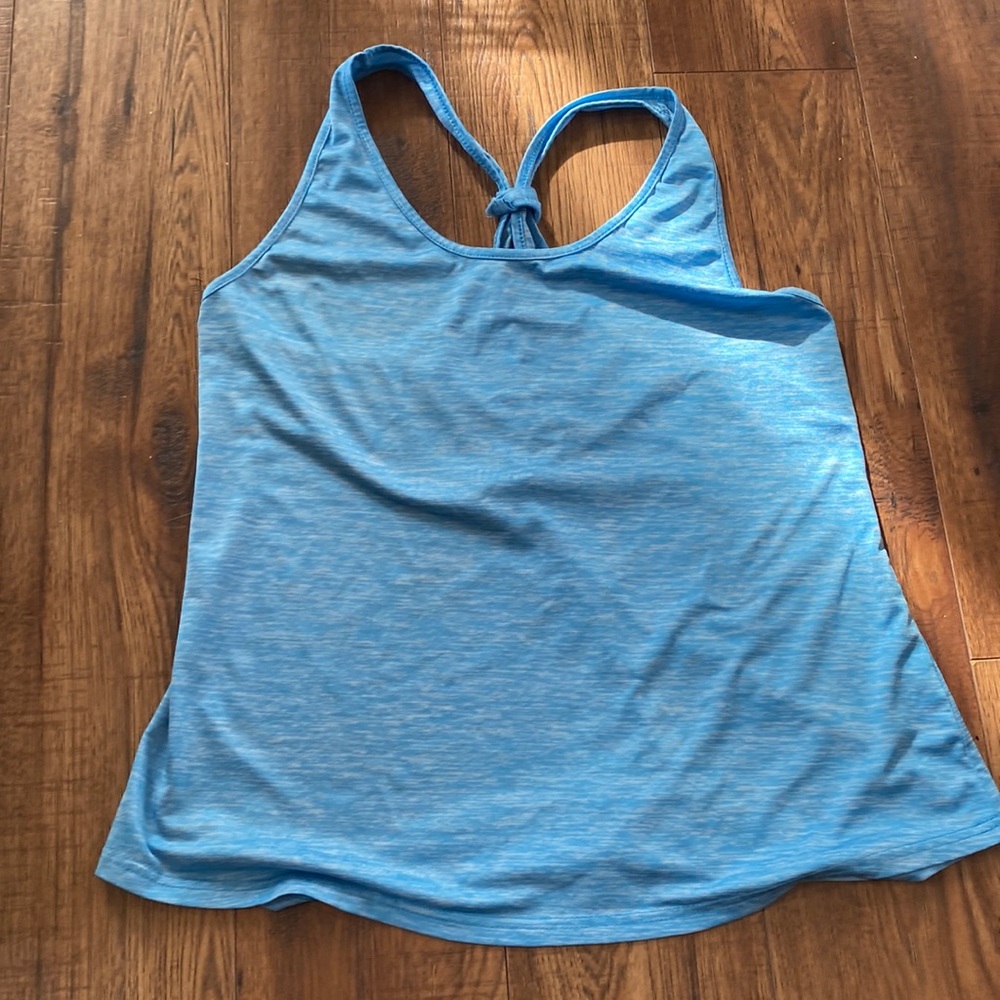 Athletic tank top